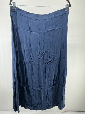 Lightweight Crepe Slip Skirt